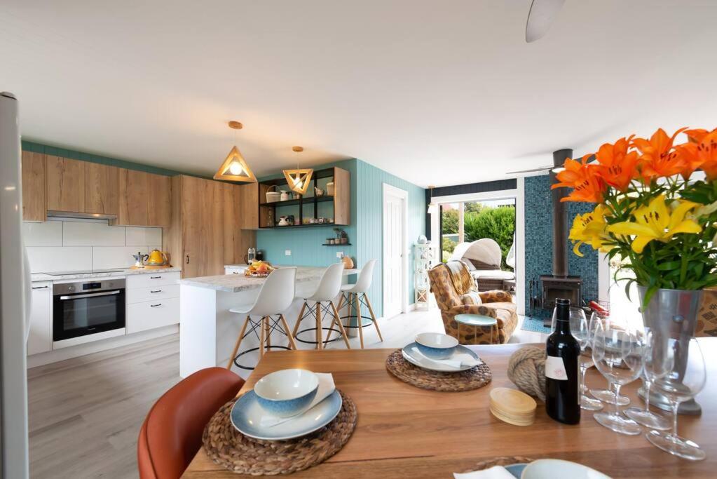 Blue Bay View Surf & Sauna Stay