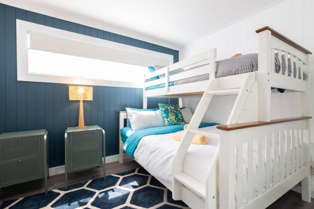 Blue Bay View Surf & Sauna Stay