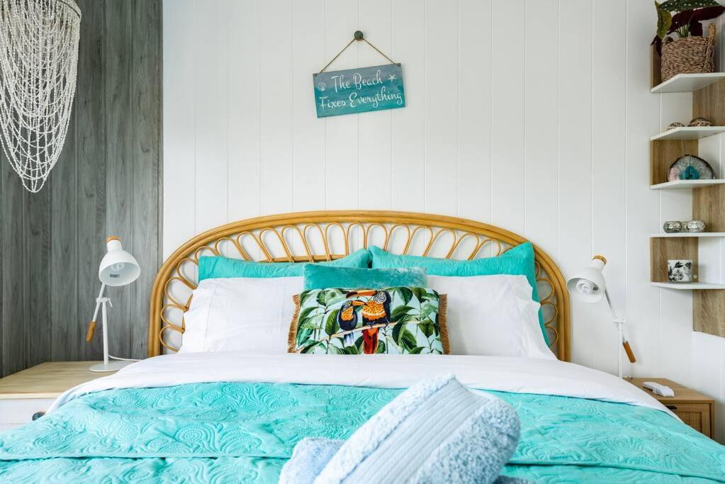 Blue Bay View Surf & Sauna Stay