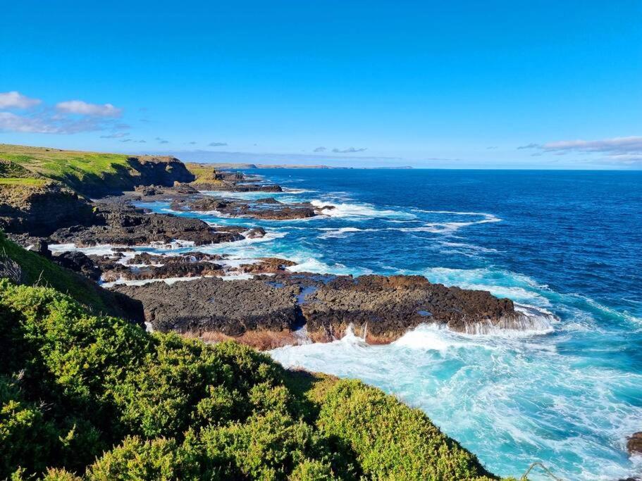 Blue Bay View Surf & Sauna Stay