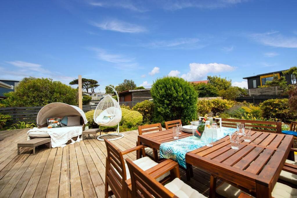 Blue Bay View Surf & Sauna Stay
