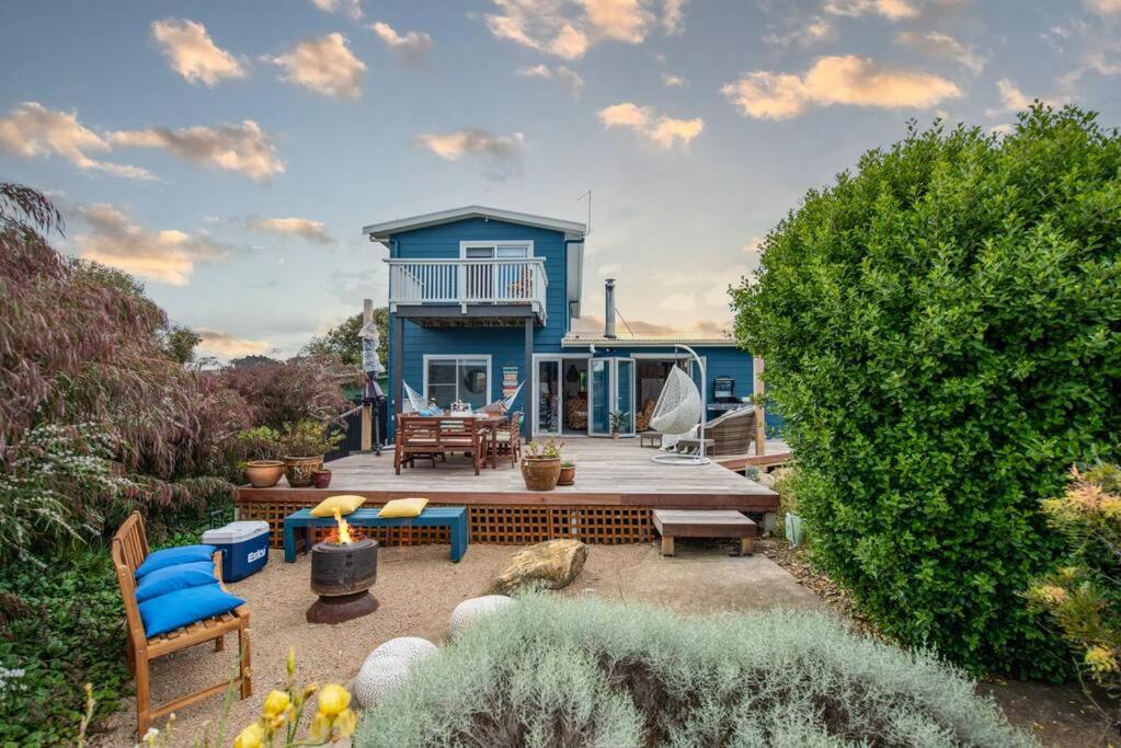 Blue Bay View Surf & Sauna Stay
