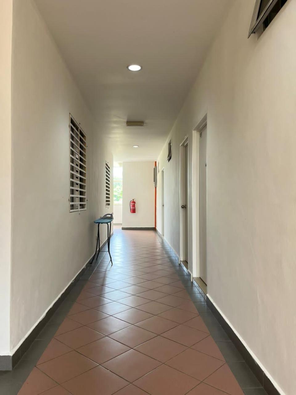 Joyful Motel