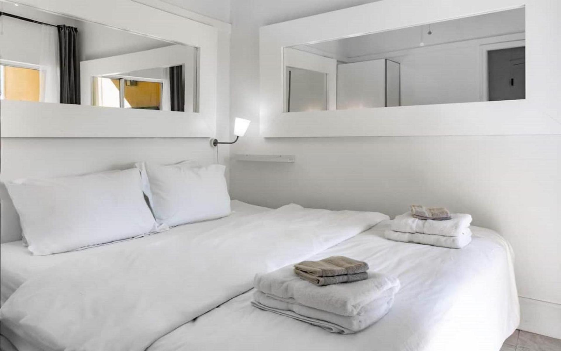PgaVillageResort by AmericanVacationLiving 7 Room
