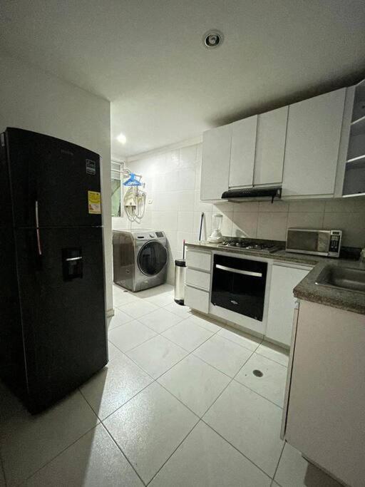 Hermoso Apartamento cerca Centro Comercial Viva - Parque Venezuela