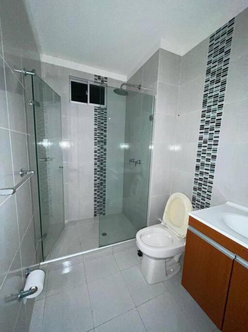 Hermoso Apartamento cerca Centro Comercial Viva - Parque Venezuela