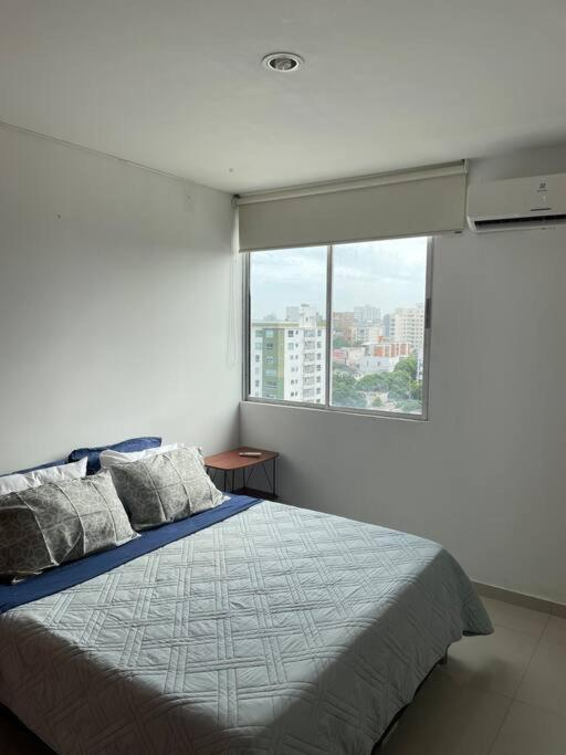 Hermoso Apartamento cerca Centro Comercial Viva - Parque Venezuela