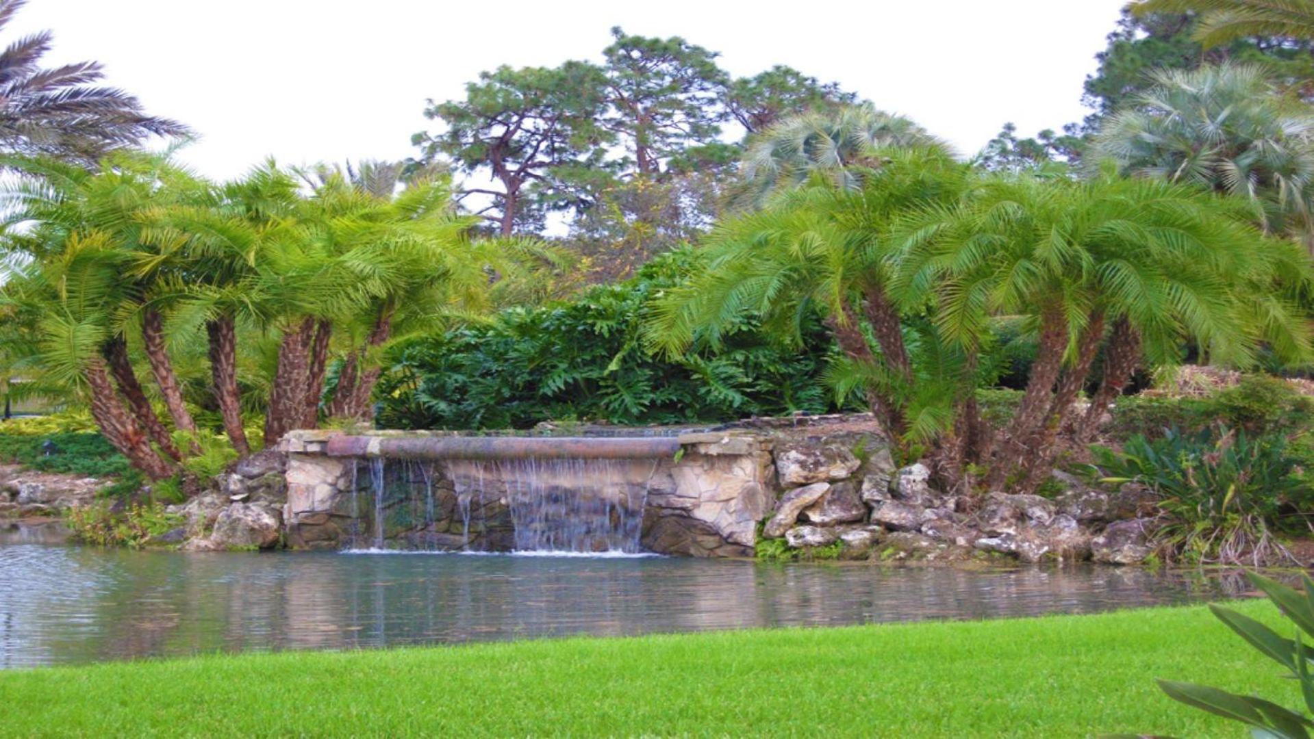 6BR 4BA TampaGolfVilla by AmericanVacationLiving