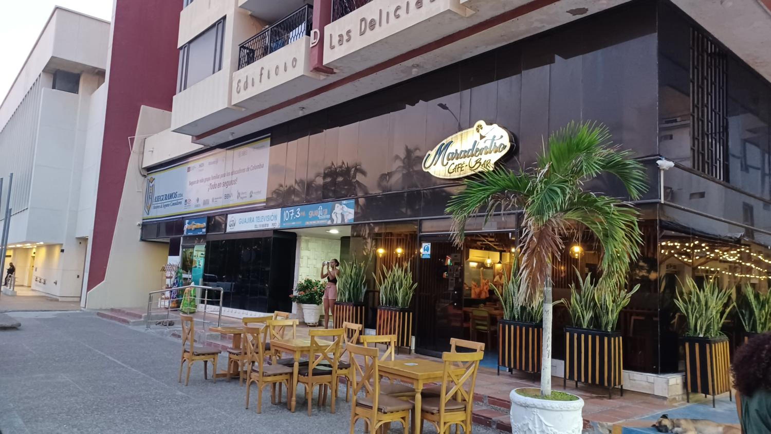 RH04 Espectacular apto edificio frente a la playa, 2 habitaciones, bien iluminado y espacioso - Property Image 17