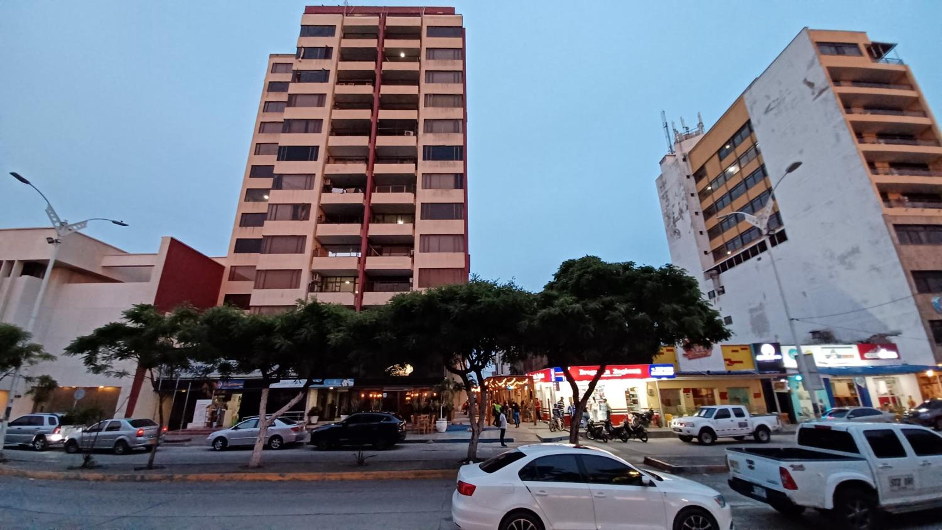 R3 Apartamento muy comodo y seguro perfecto para trabajar o vacacionar con balcón al mar