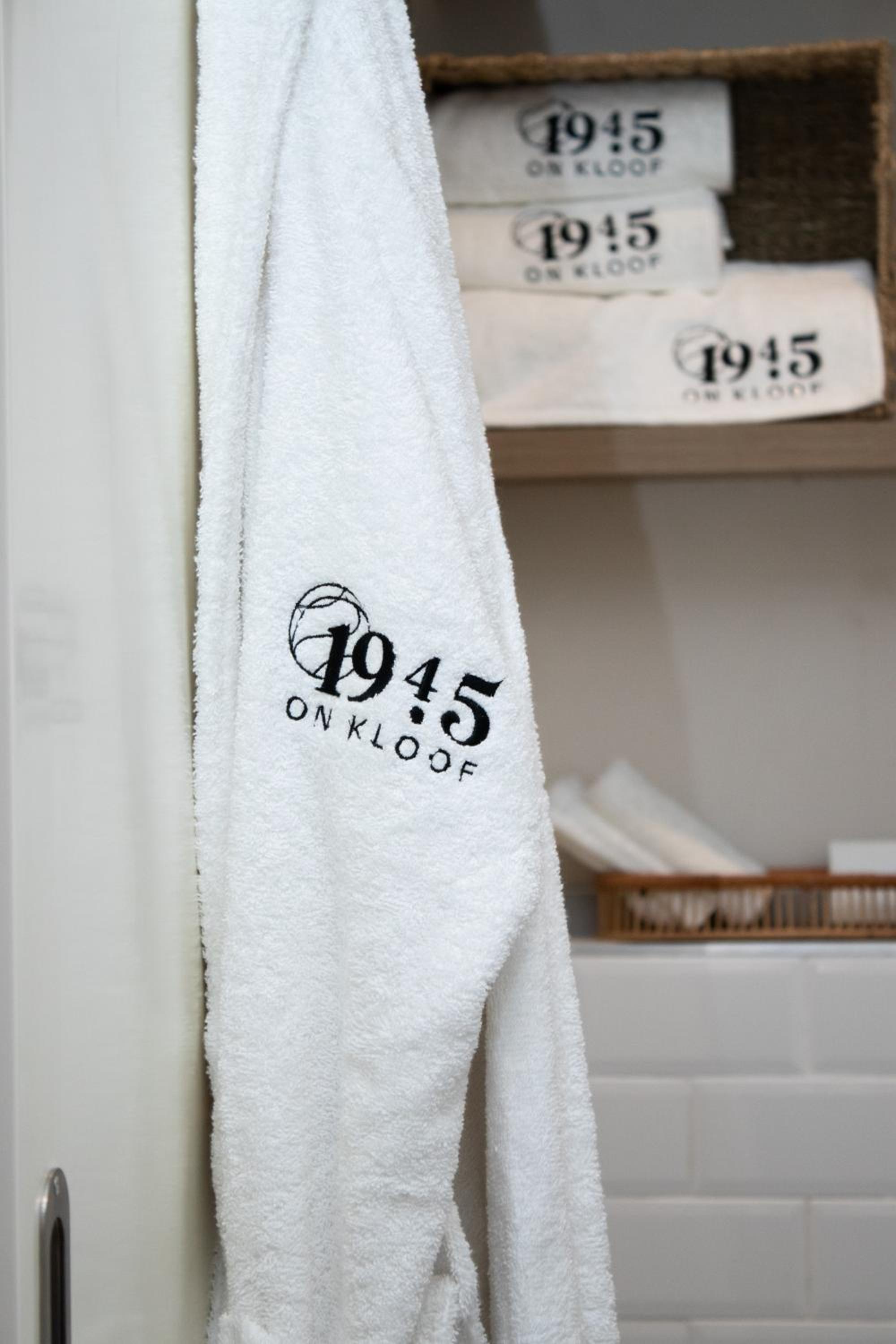 1945 on Kloof Guesthouse