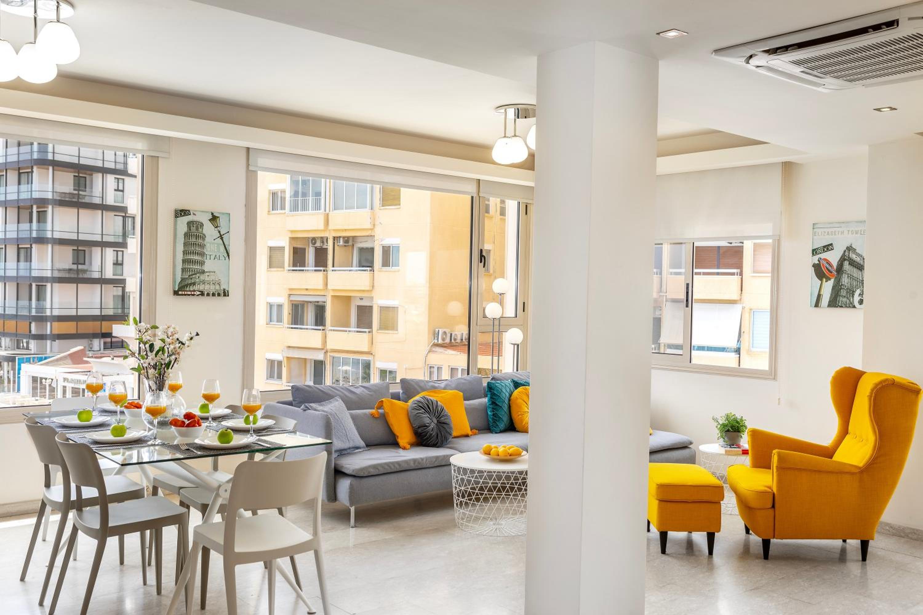 Mackenzie Beachfront Eftyhia Suite