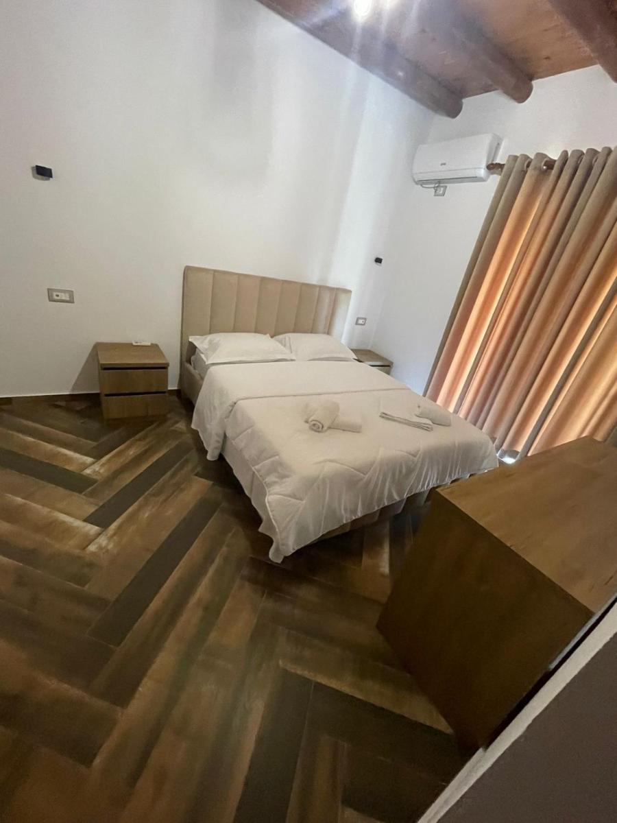 Guest House Bracaj