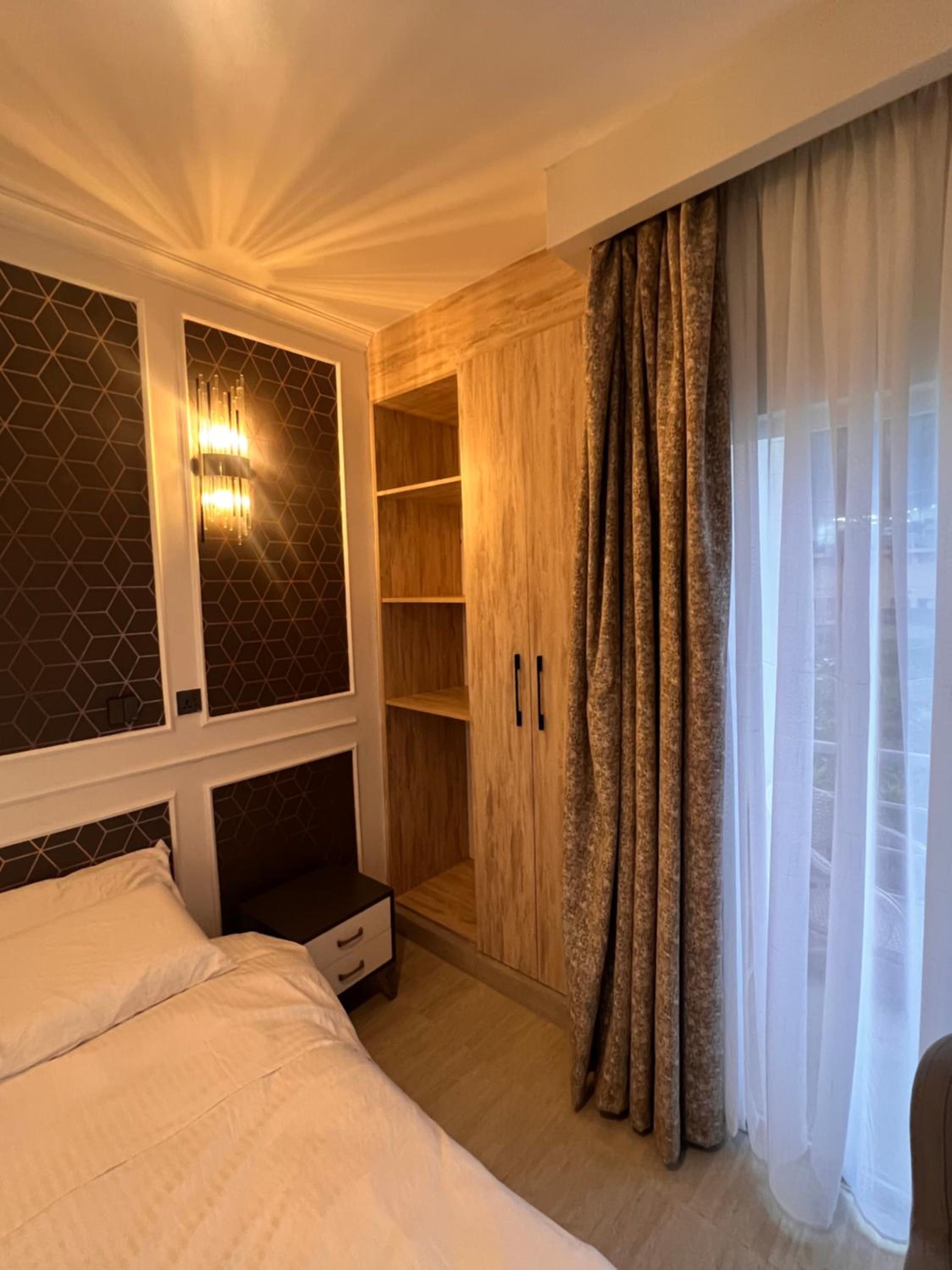 X-TINE SUITES