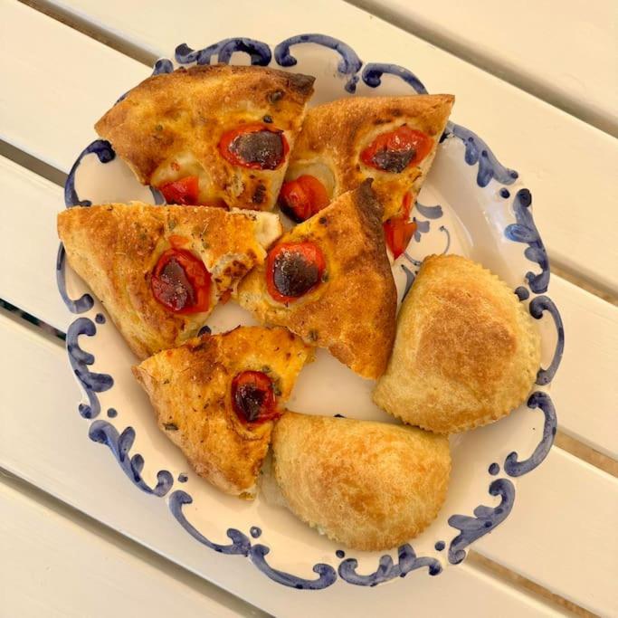 Hotel Masseria Pezze Galere-La Casa del Fico con piscina idromassaggio privata - Image 1