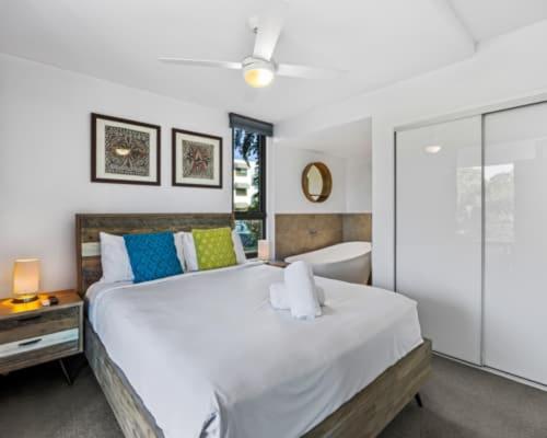 Elysee Beachside Apartments Alexandra Headland