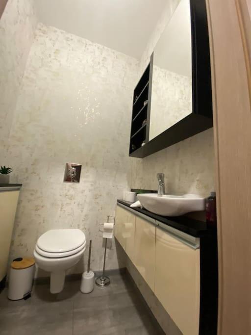 Renko Platán Apartman