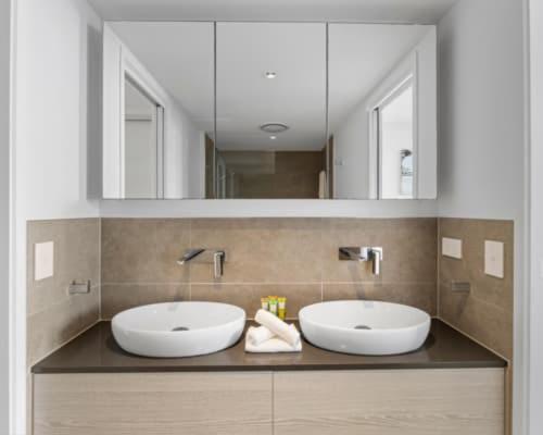 Elysee Beachside Apartments Alexandra Headland