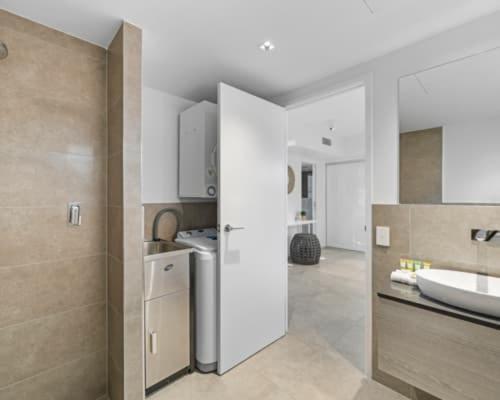 Elysee Beachside Apartments Alexandra Headland