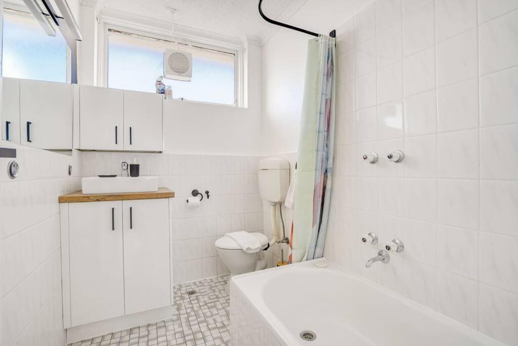 Sweet 1BR Studio In St Kilda