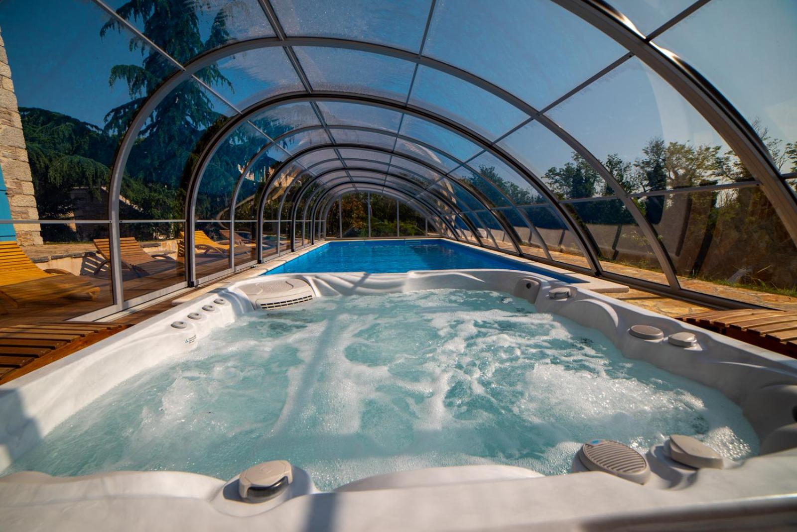 Julijud, heated pool, jacuzzi, DOME and sauna view 4