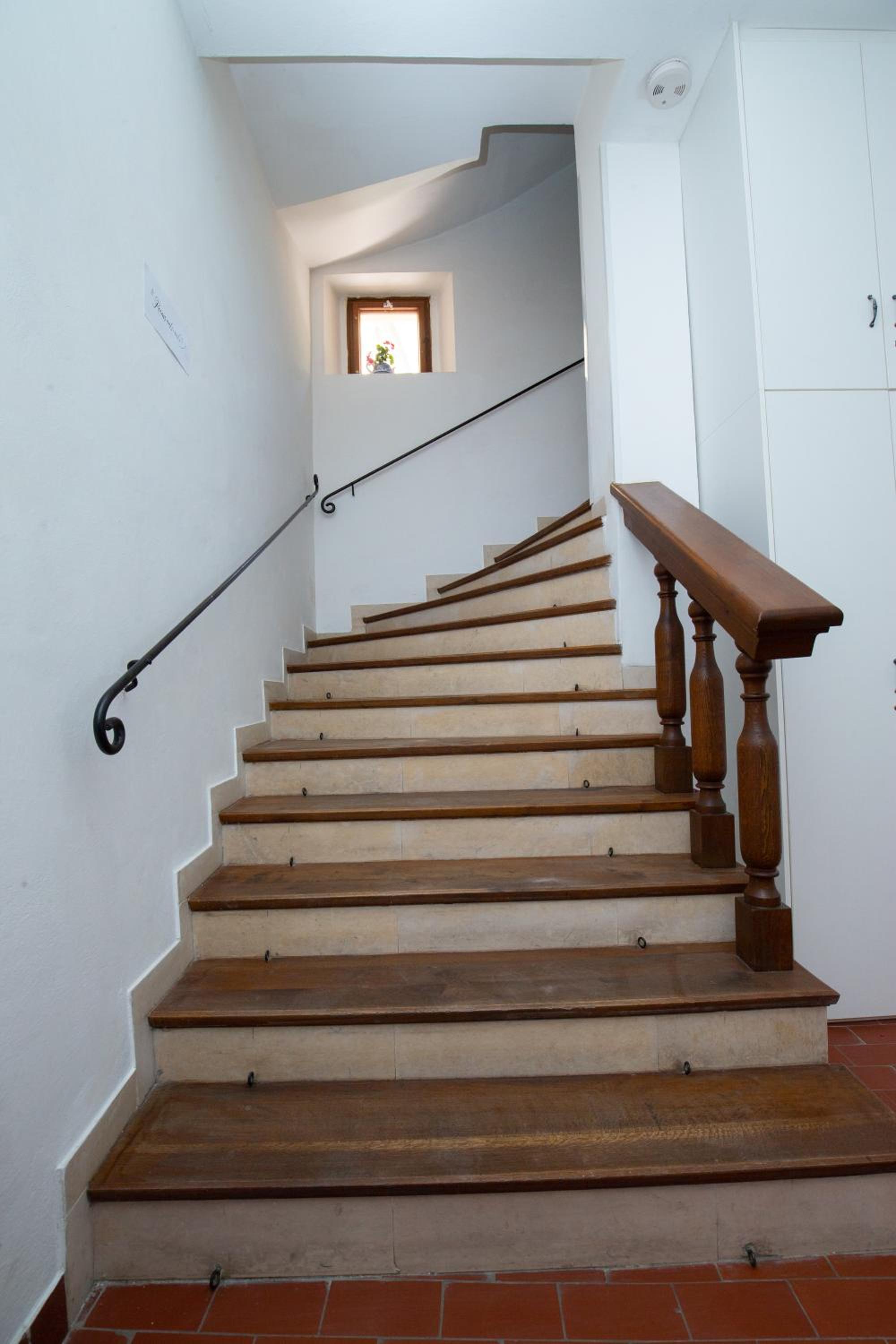 Women's Only Hostel - Female Only