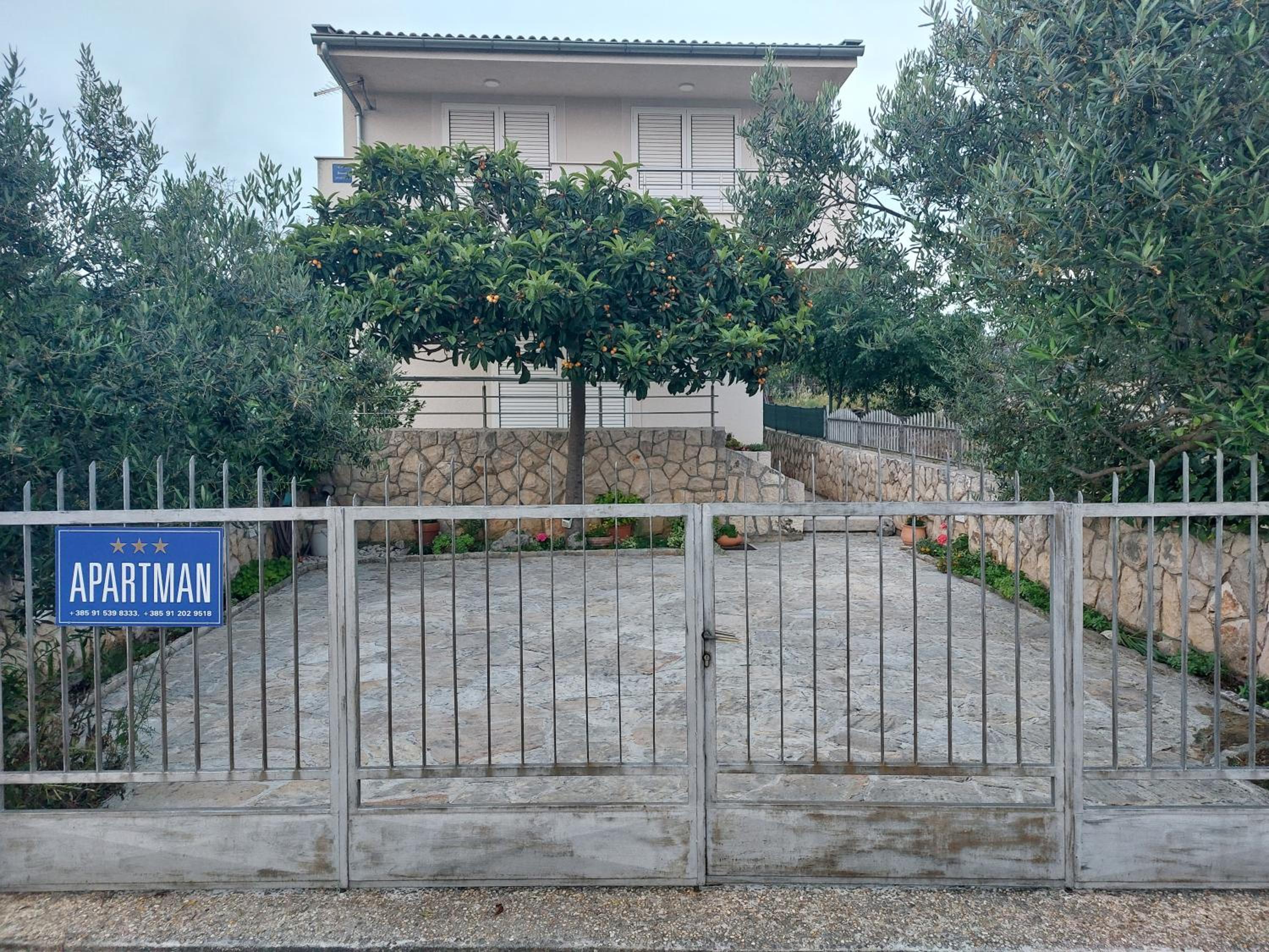 Apartment Dario