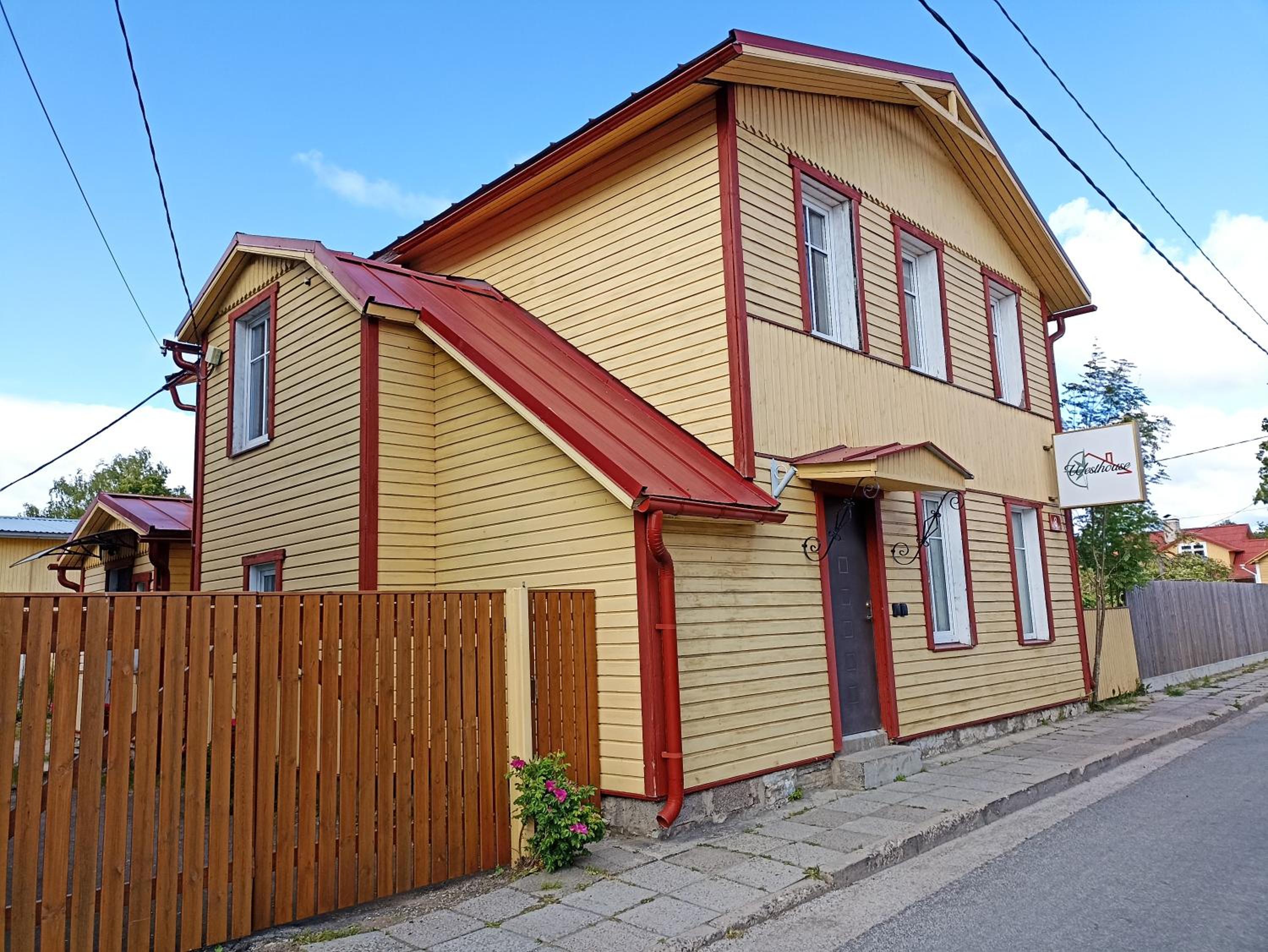 Hotel Westhouse - Image 1