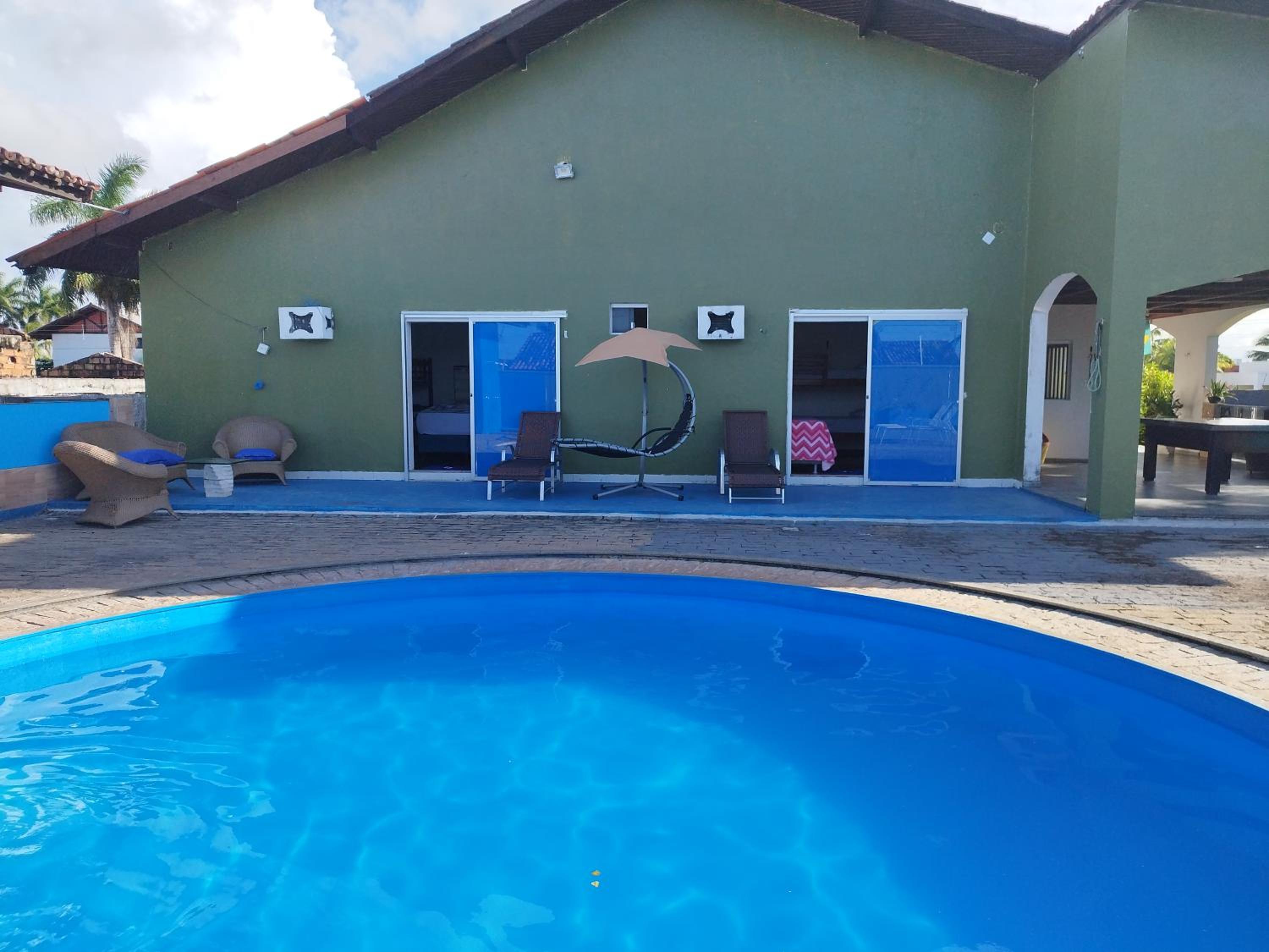 Casa com Piscina Grande em Salinas