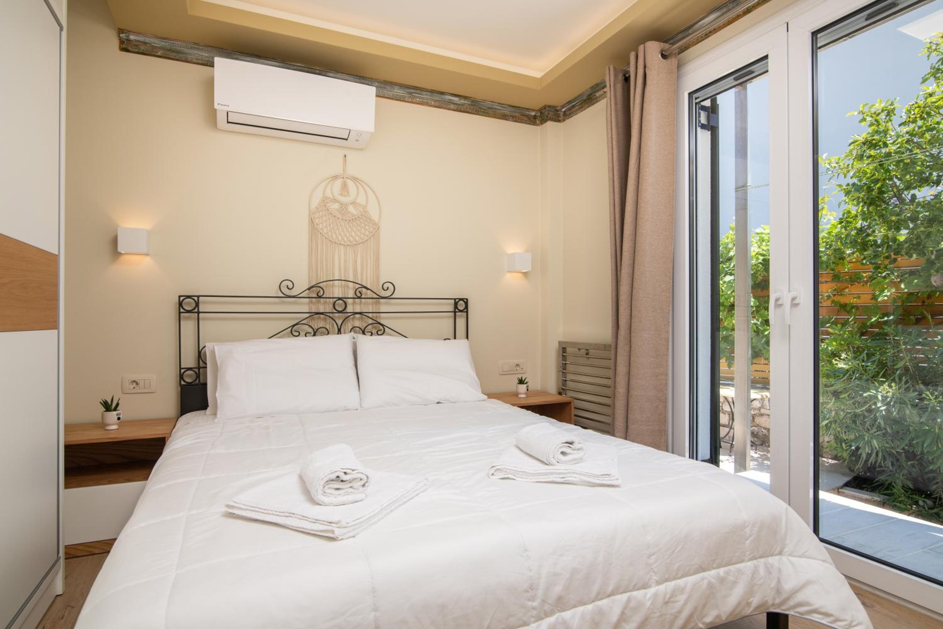 Zamor Family Villa 2