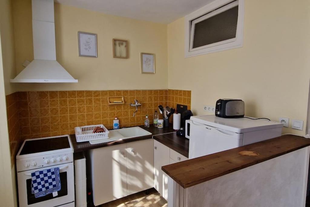 Spacieuse Maison de ville - Quartier Calme - 10 Personnes