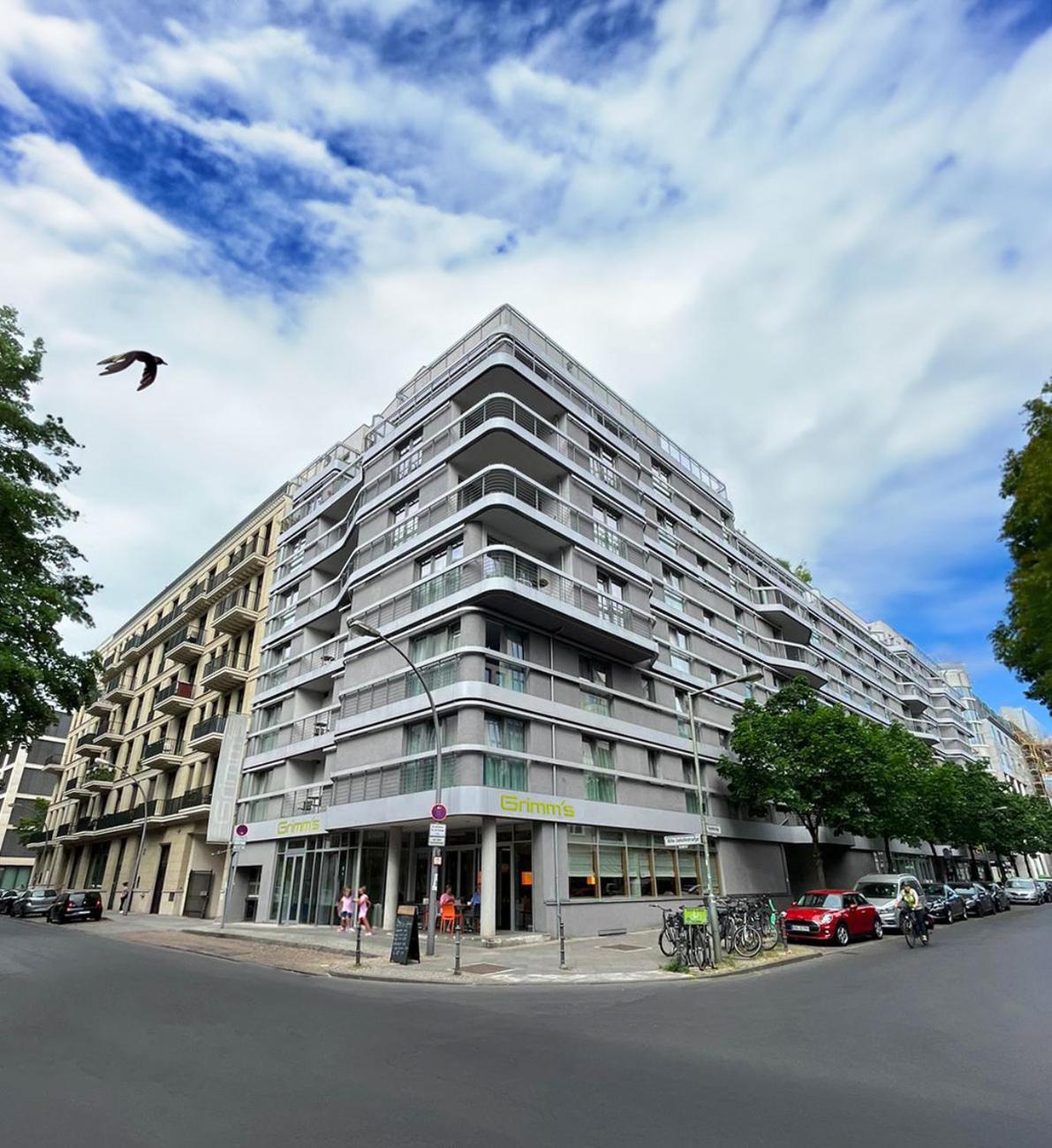 Hotel Grimm's Berlin Mitte - Image 1