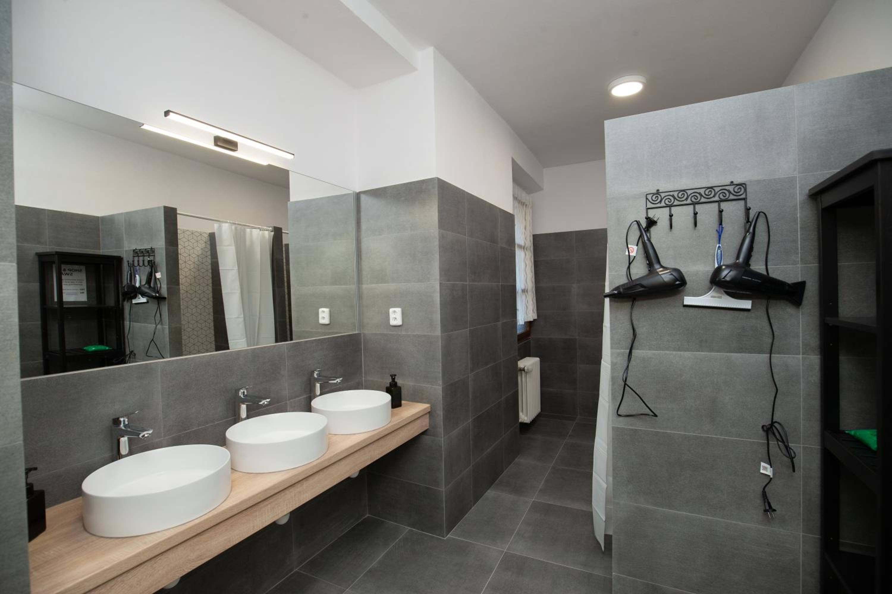 Women's Only Hostel - Female Only