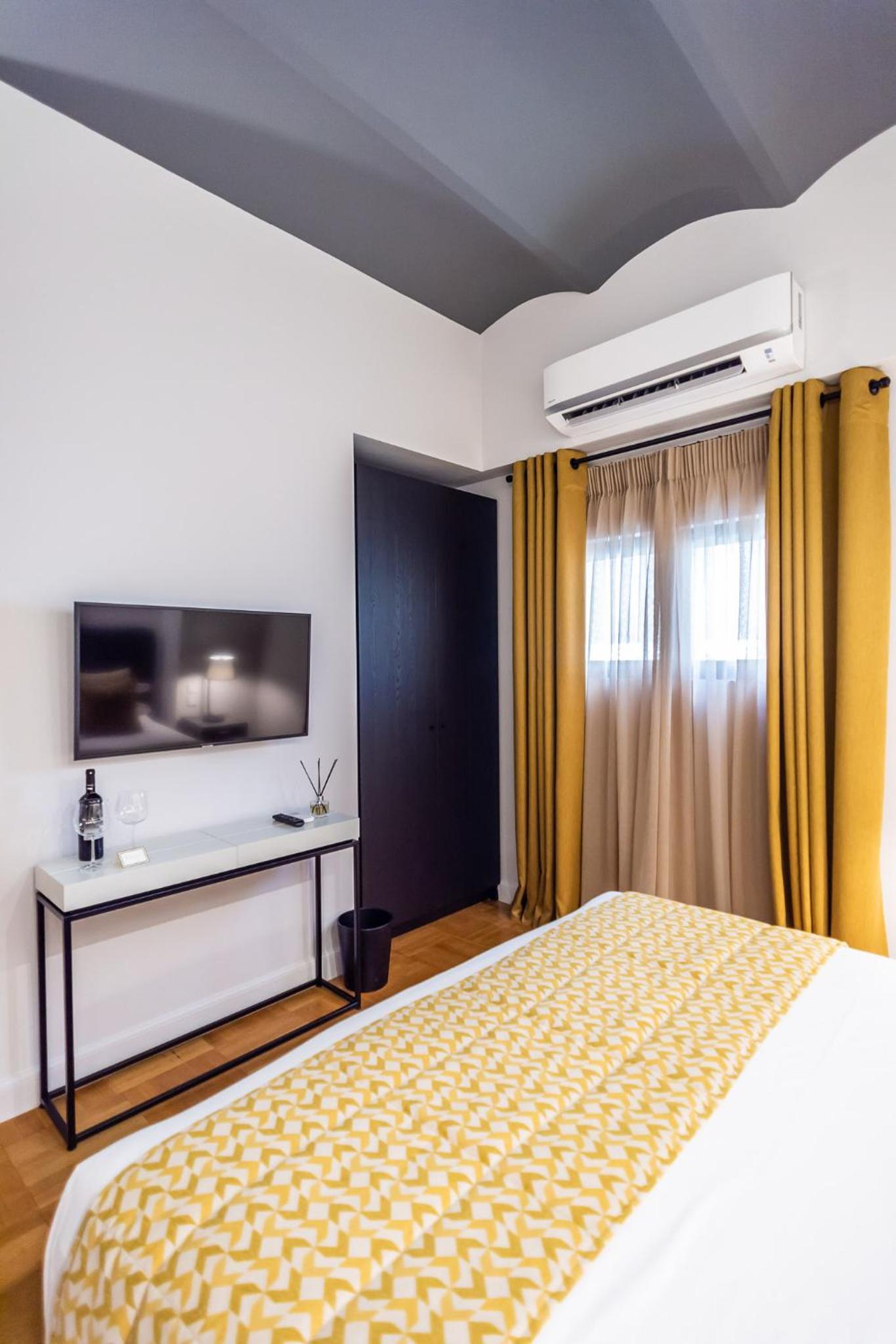 33SolonosSuites