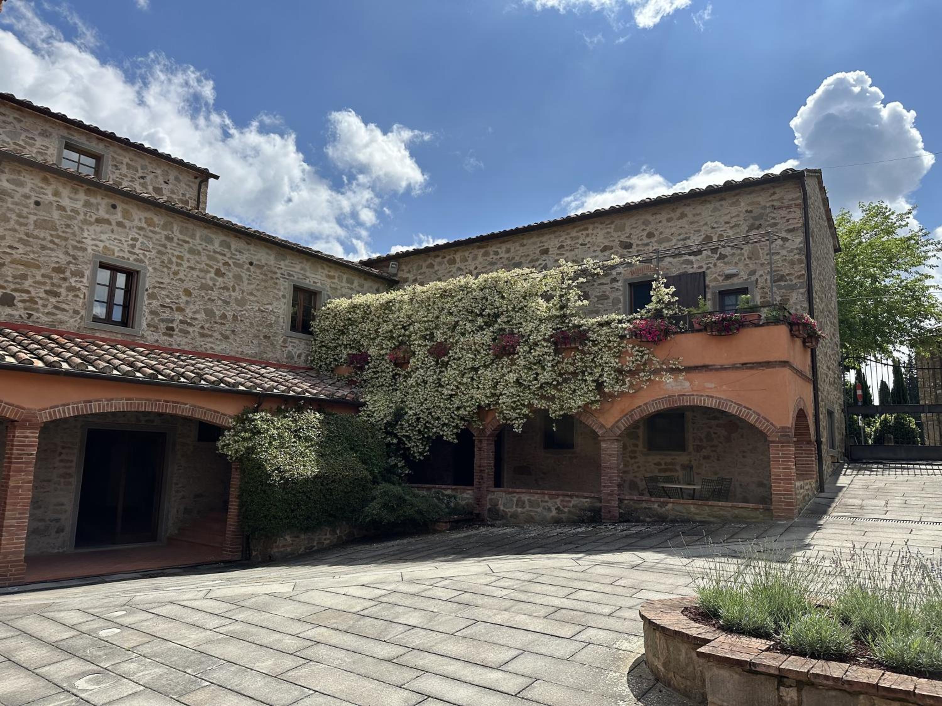 Apartament Monastero