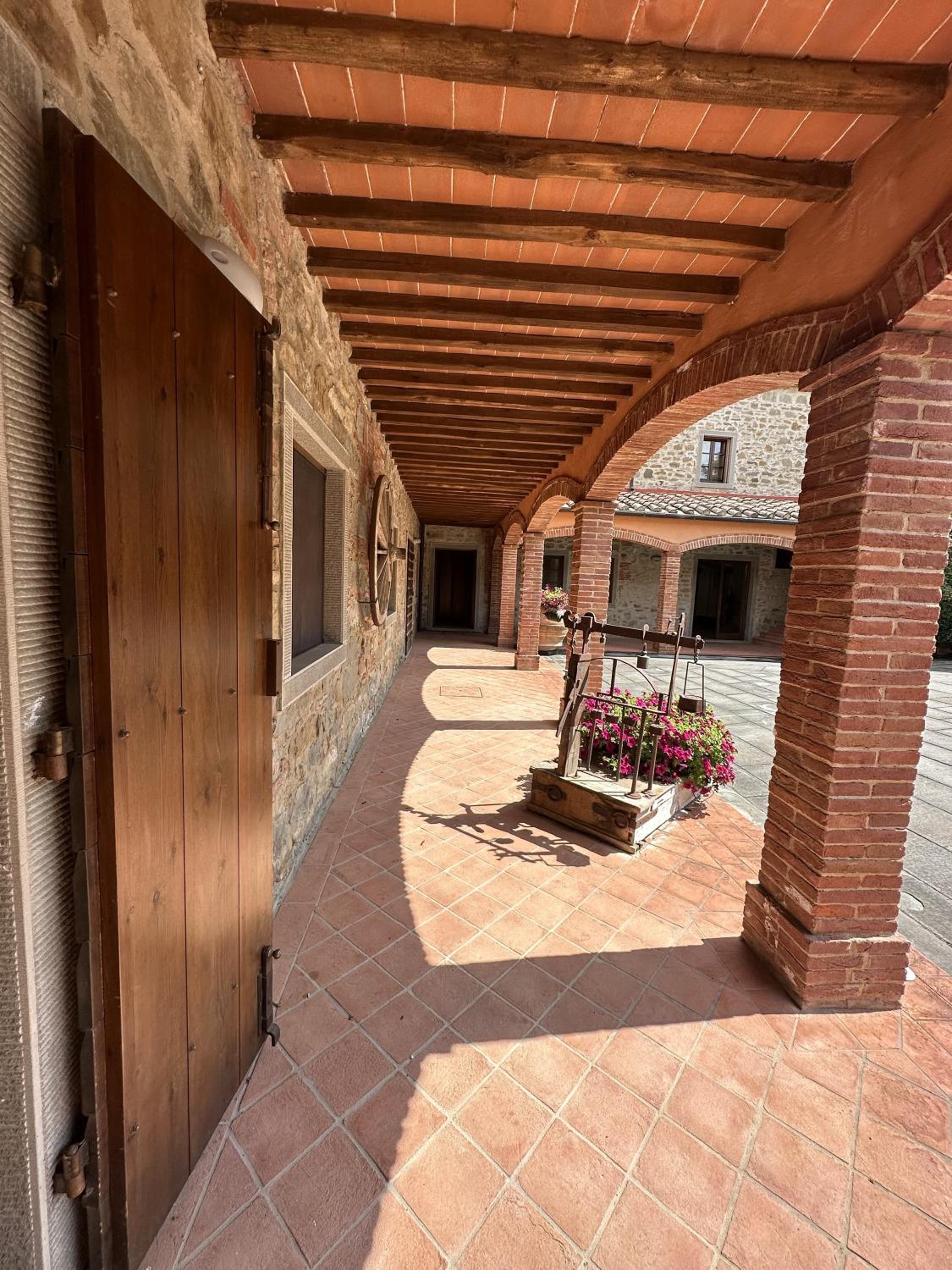 Apartament Monastero