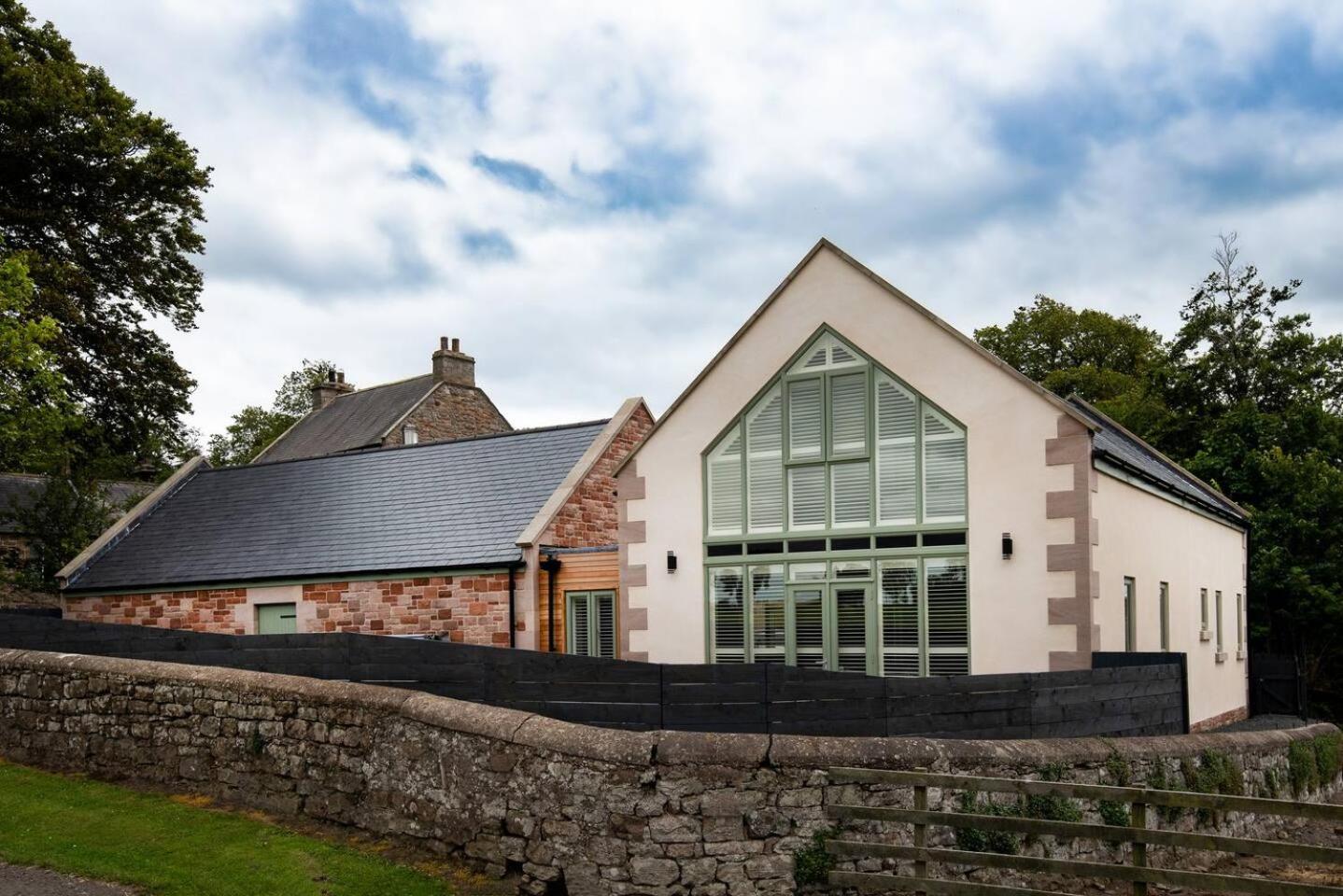 Hotel Sunset View, Hot Tub Haven For Max 8 People