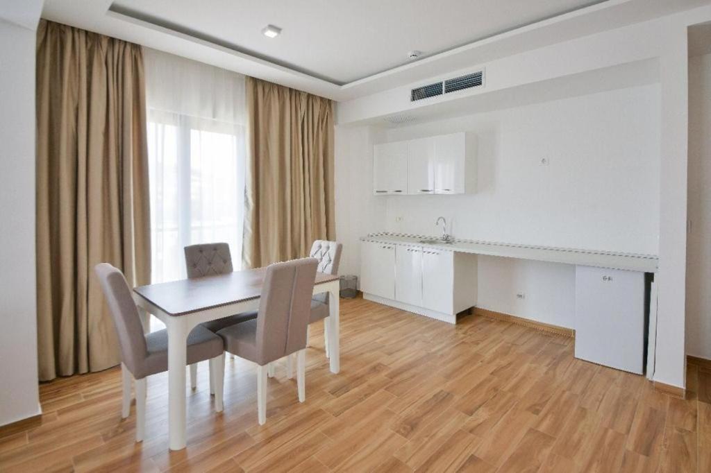 Royal apartmani