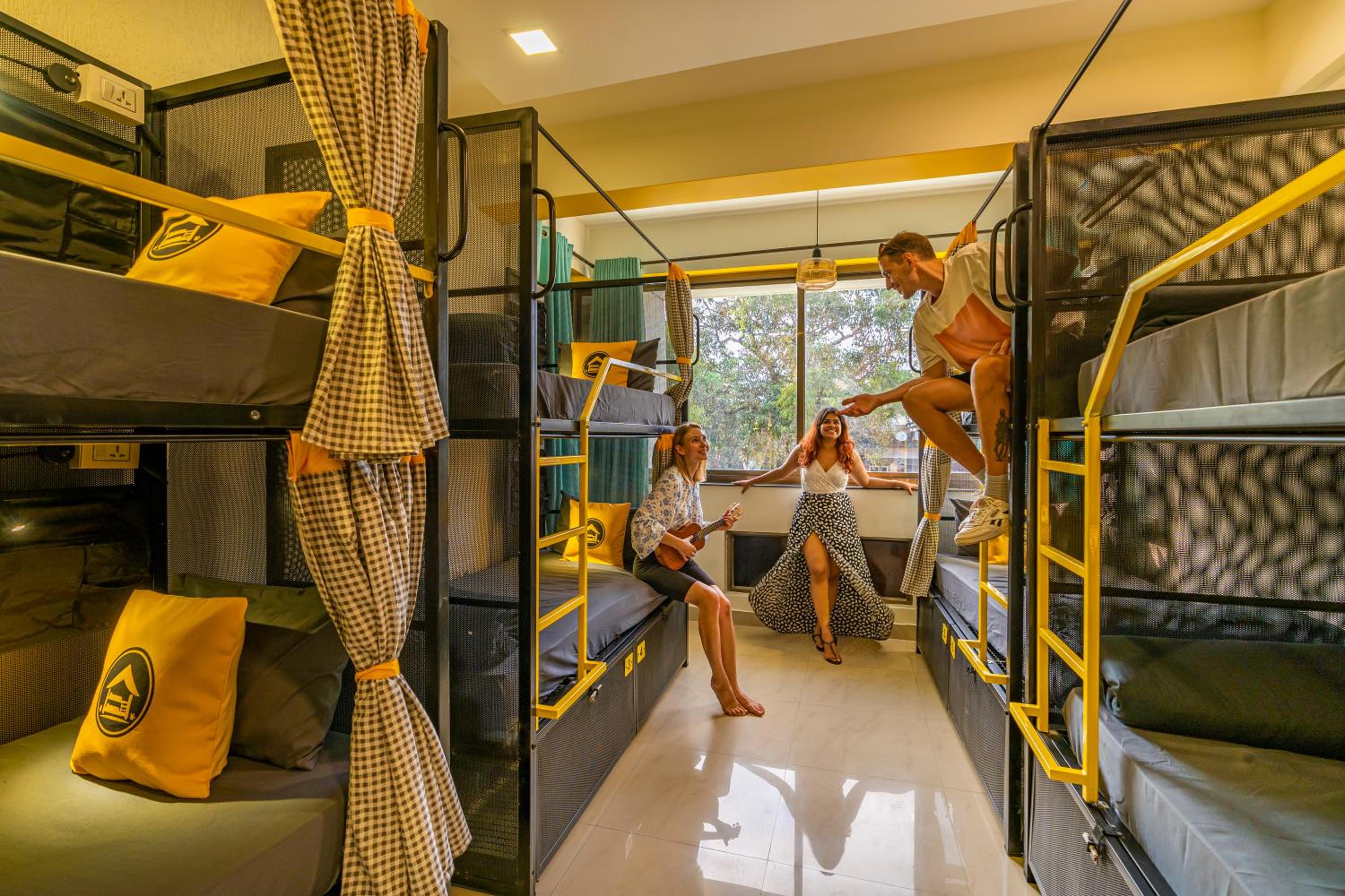 The Hosteller Goa, Candolim view 2