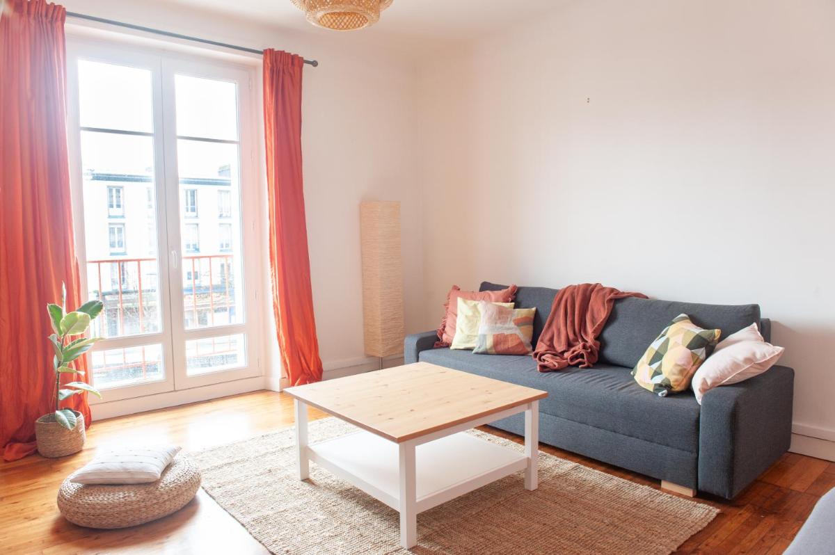 Appartement spacieux avec balcon et parking