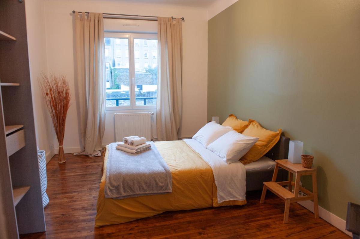 Appartement spacieux avec balcon et parking