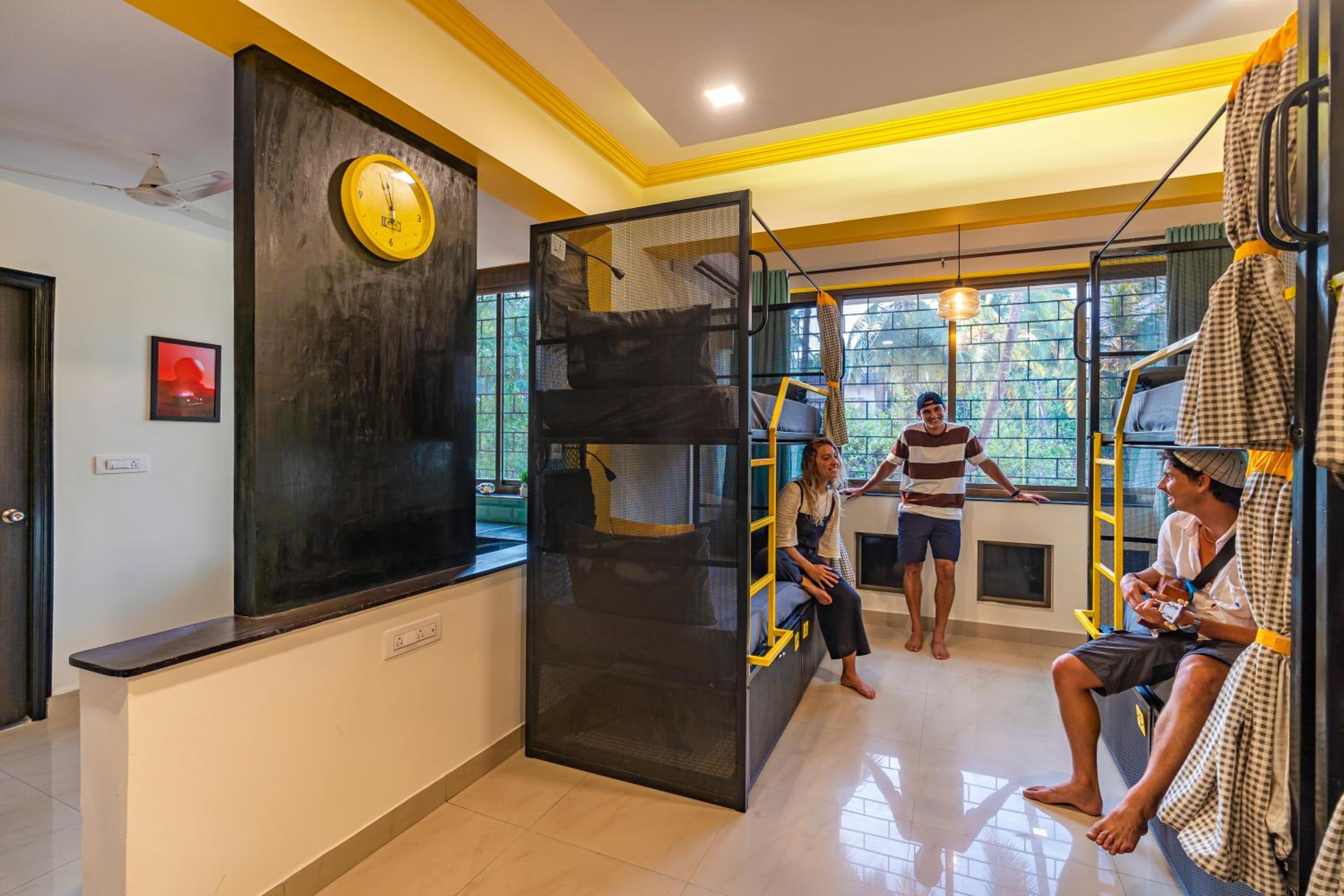 The Hosteller Goa, Candolim view 3