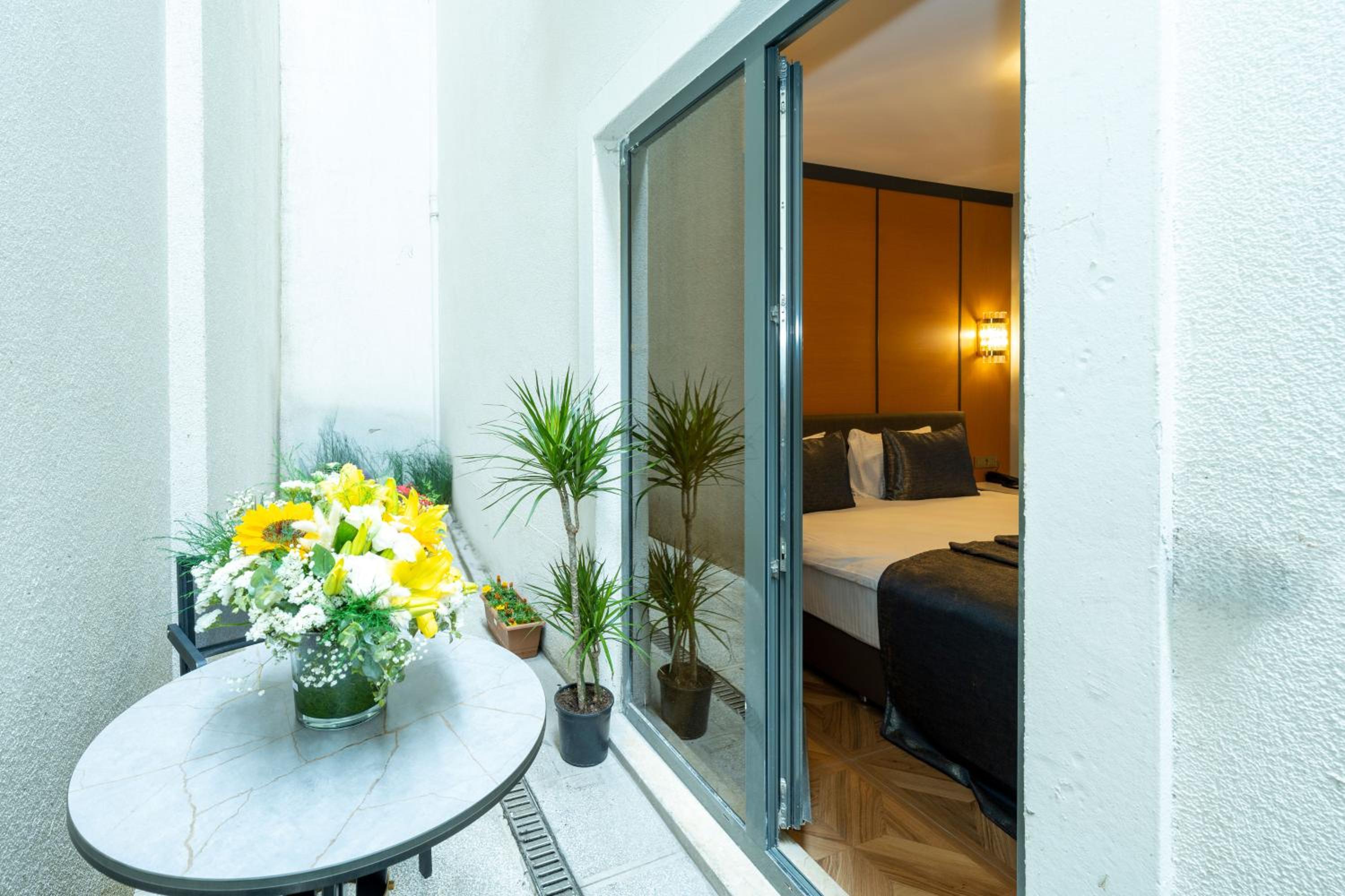 FREYA LUXURY OTEL - Image 9