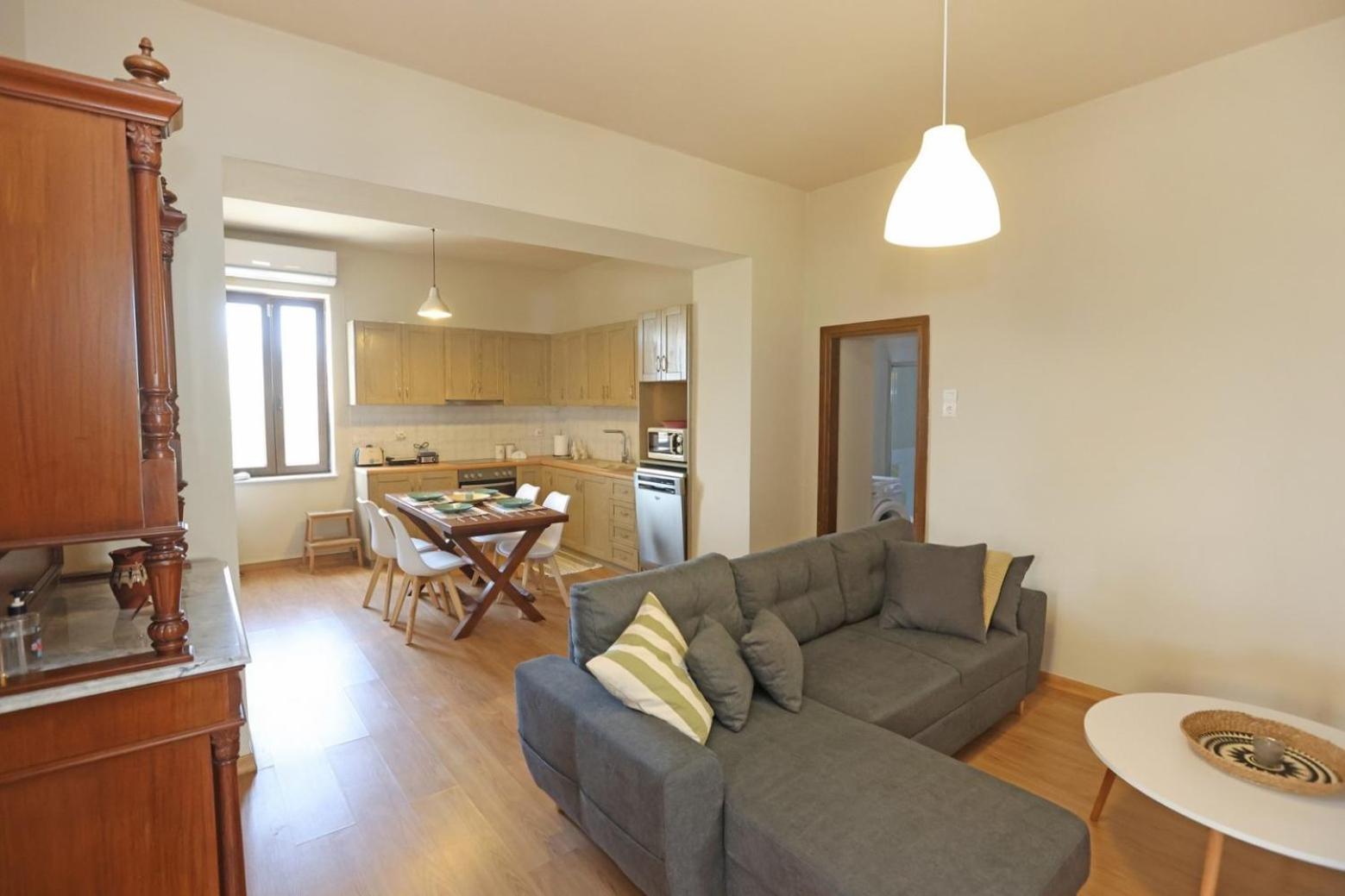 Pine Cottage, Syros Island