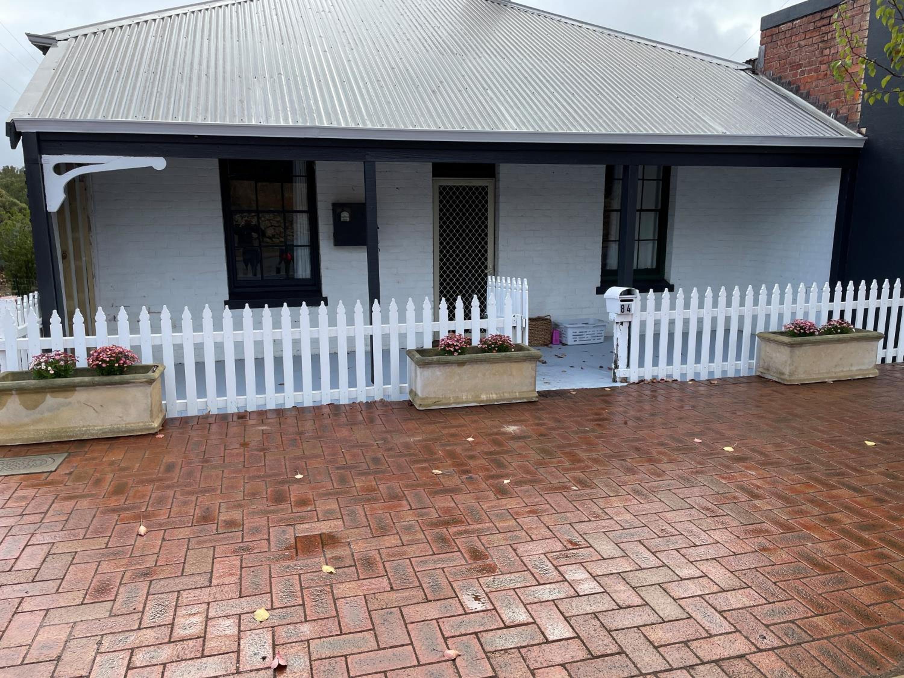 Bullock and Company Cottage