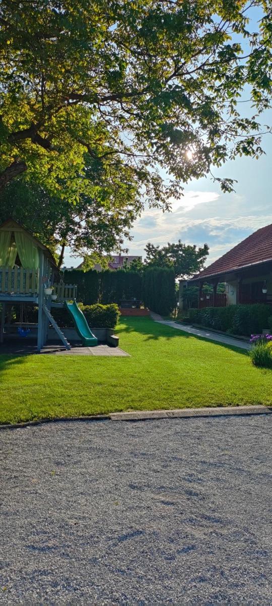 Aurora Ház view 5