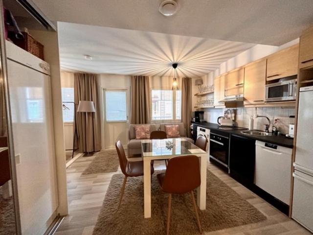 Lomavuokra Studio apartment A3, Levi Central, ski-in ski-out view 5