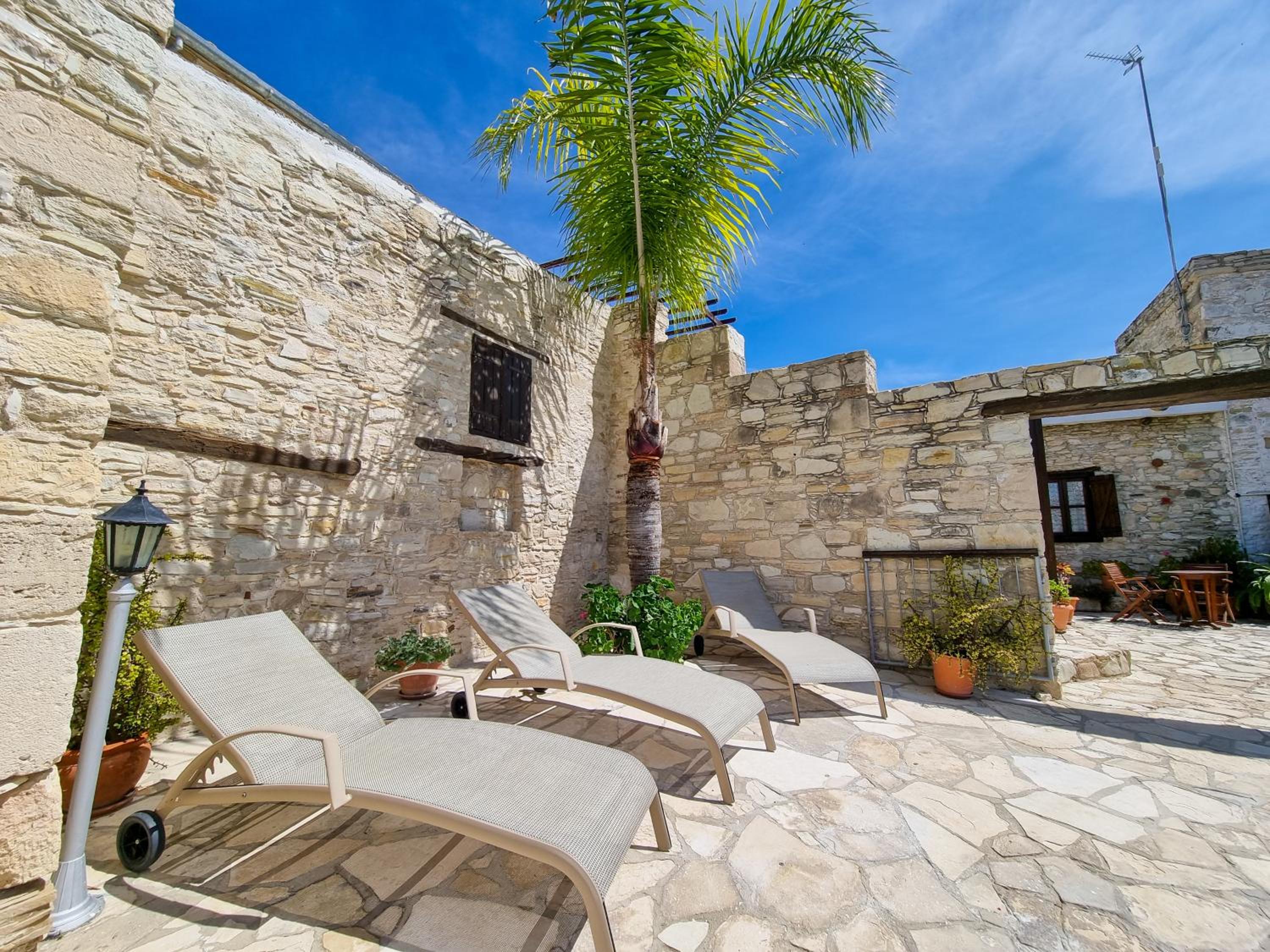 Athena's Pool Oasis