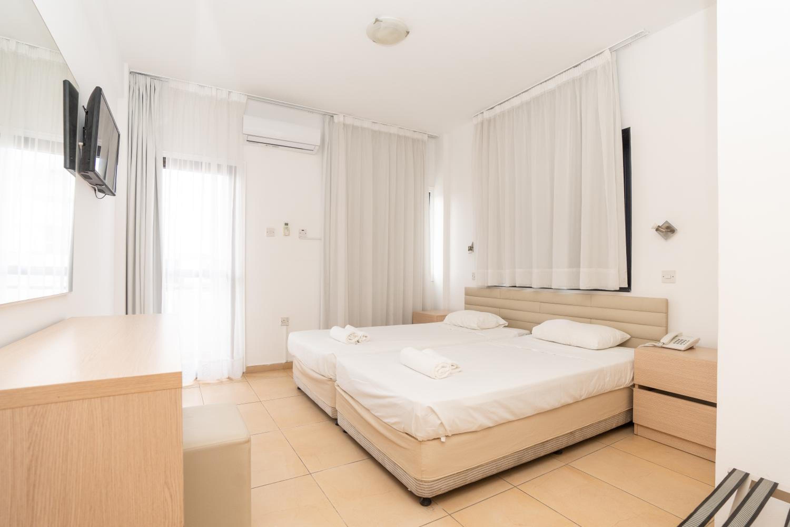 Protaras Vacations - Flora Hotel Apartments - Property Image 4