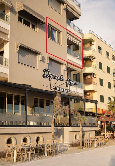 The Beachfront Apartment